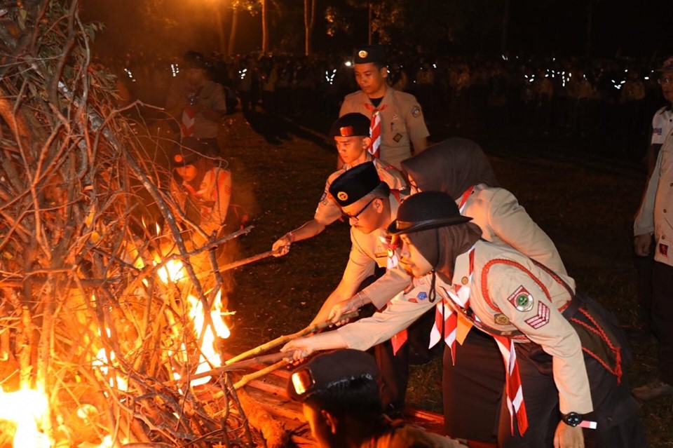 Kak Jefridin Api Unggun Momen Penjiwaan Dasa Darma Pramuka Media Center 3536